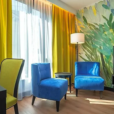 Thon Hotel *
